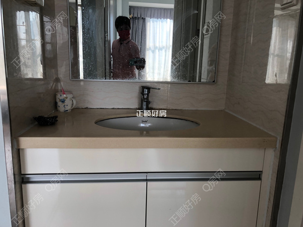 客厅