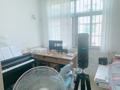 客厅
