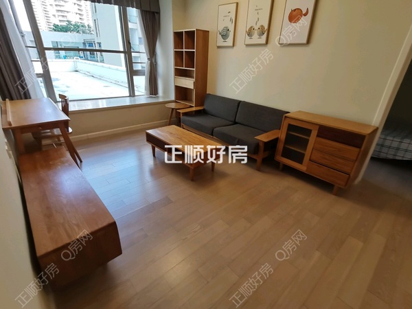 客厅