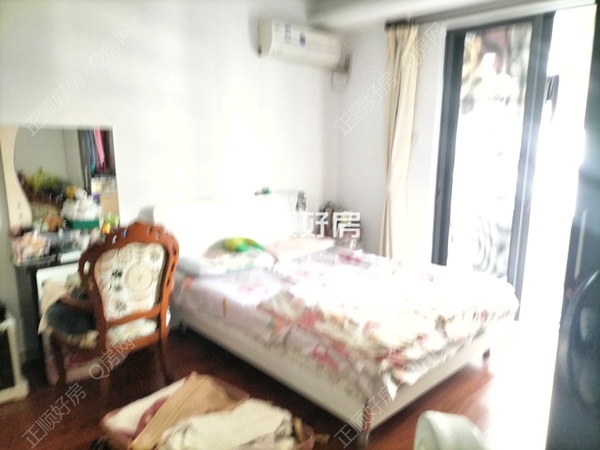 主卧