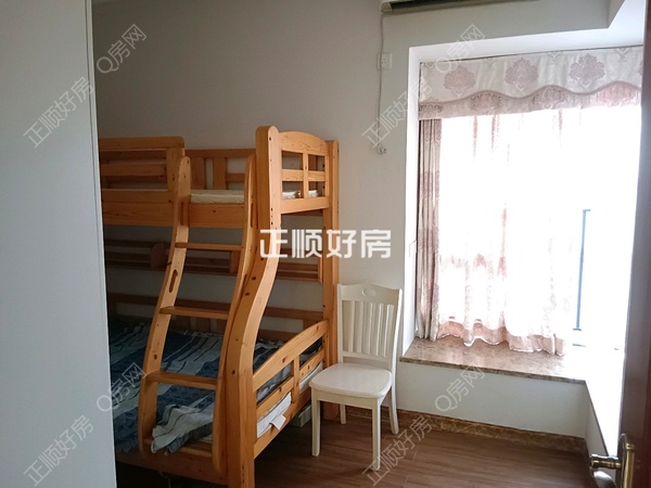 次卧