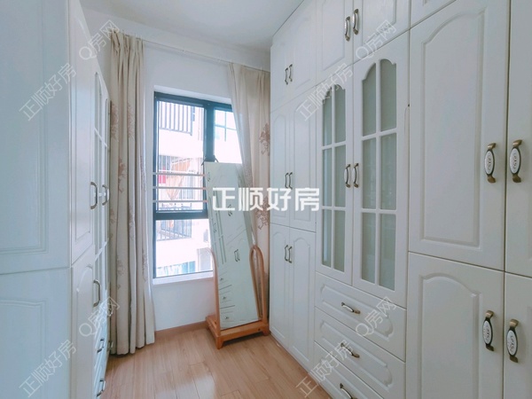 衣帽间