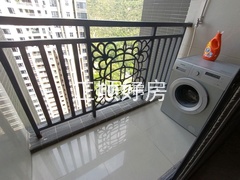电梯间阳台