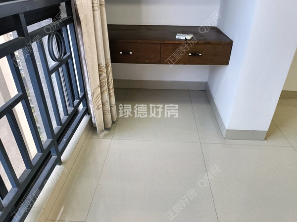 客厅