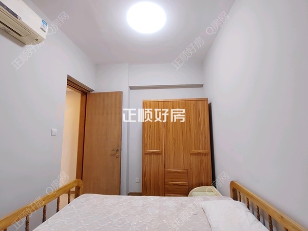 次卧