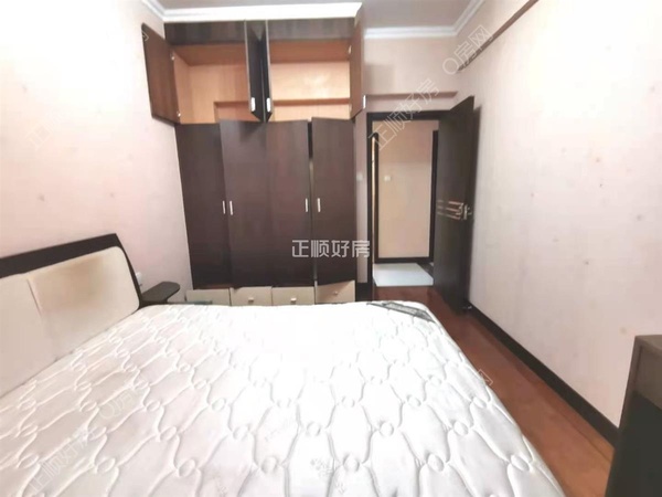 次卧