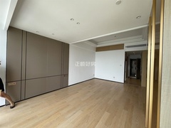 s5AAB447DA268413489EE3CD599142A68.jpg