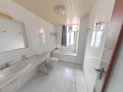 s802928137CF74A5FA8C0A20850AFD4FD.jpg