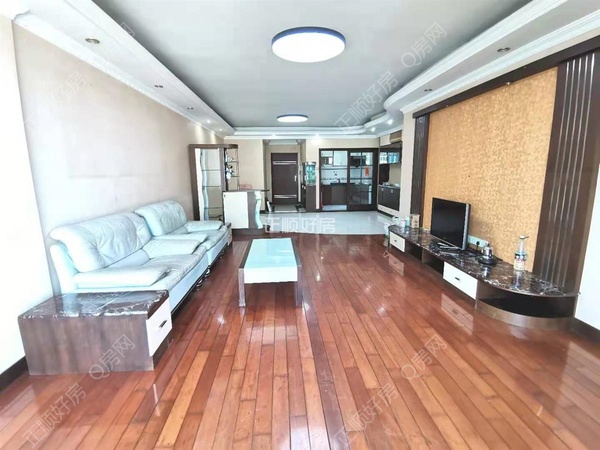 VR看房