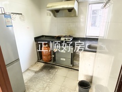 sC76EC5EBC63244319581F04D6624E8E9.jpg