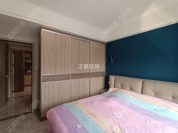 sDFDCDF82CB1743E0A6FFE8BDE5DBDA64.jpg