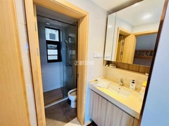 sE7421F1401CB4372BB97A50BD8CCB6EC.jpg