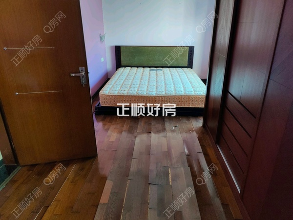 主卧