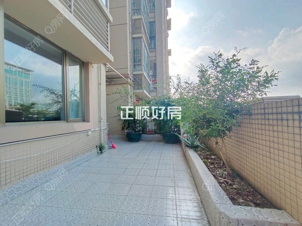 客厅