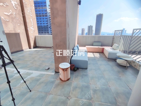 客厅