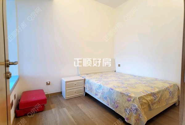 次卧