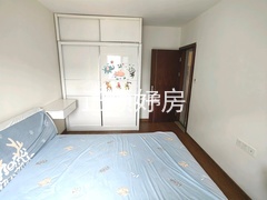 主卧