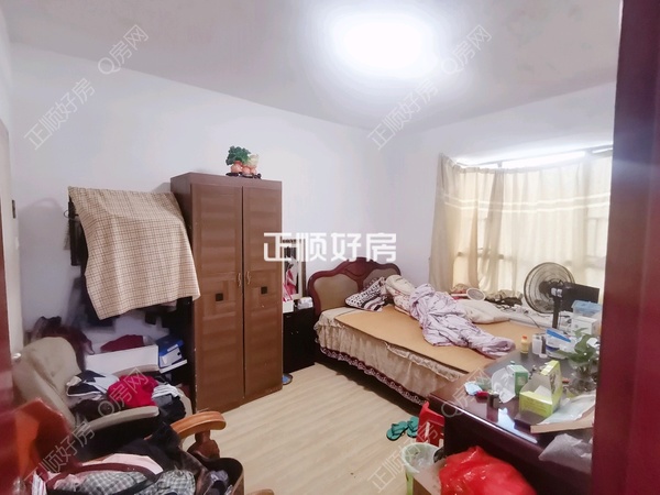 客厅