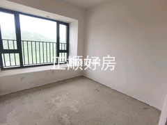 次卧