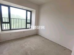 次卧