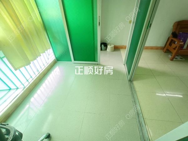 客厅