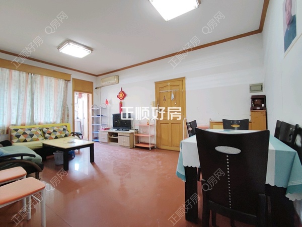 客厅