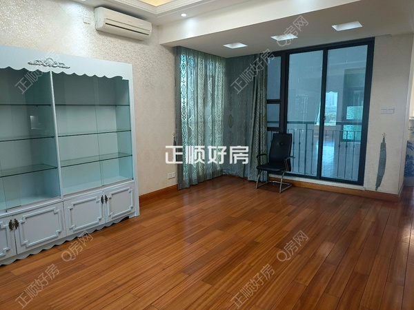 客厅