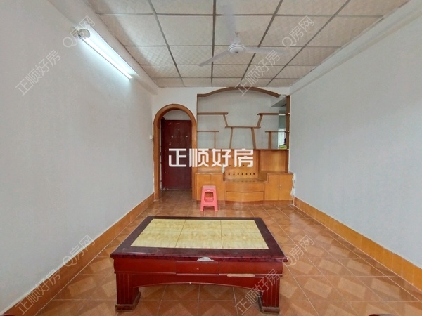 客厅