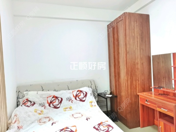 次卧