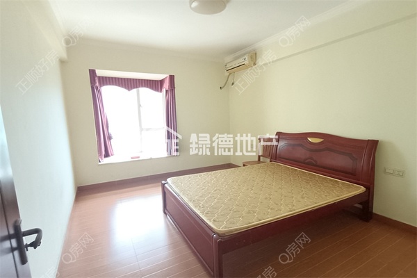 s18191A504BD040DCA34E680AD01F1FA2.jpg