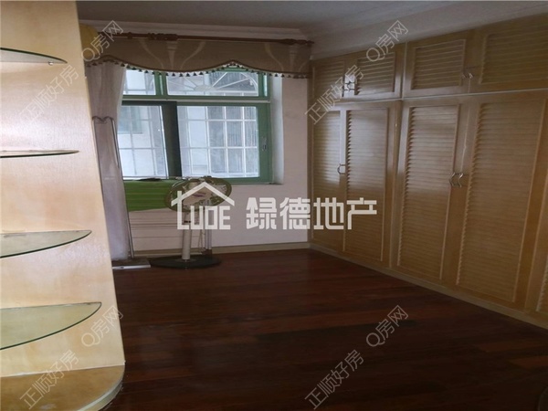 s25A14D9B8DA54D8199EC4C752F67F8F6.jpg