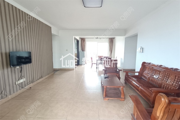 s285CA7AA0D8241858E4CC899D464BFD8.jpg