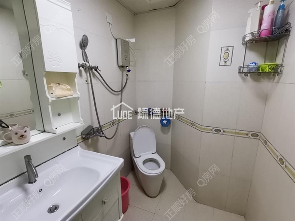 s87559EADE770446986824079A4D44AA6.jpg