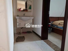 house_img