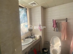 s9E493FA2A89A43C8A14ECC85C04FAFEF.jpg