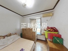 次卧