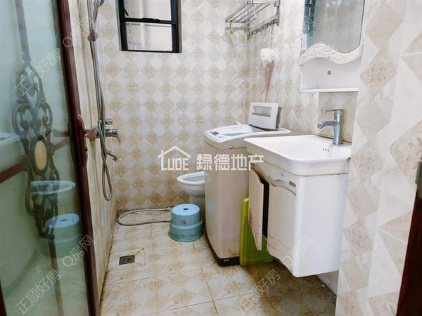 sE15549440CDF46638B7A353D2771A877.jpg