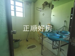 sEC2C29005B424F2A8E22D538C1B9D03C.jpg