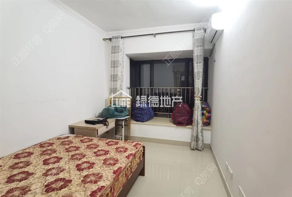sF2ED87A16A2C43C38AA27CAD21A17DDD.jpg