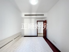 次卧