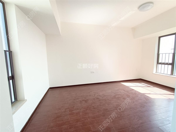sFEF58521433B40C7BA396EF69512547C.jpg