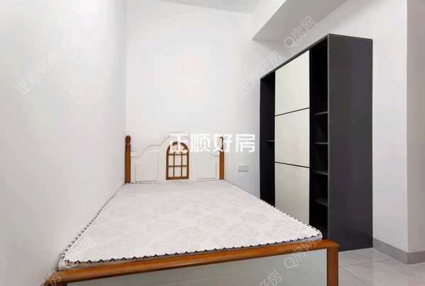 次卧