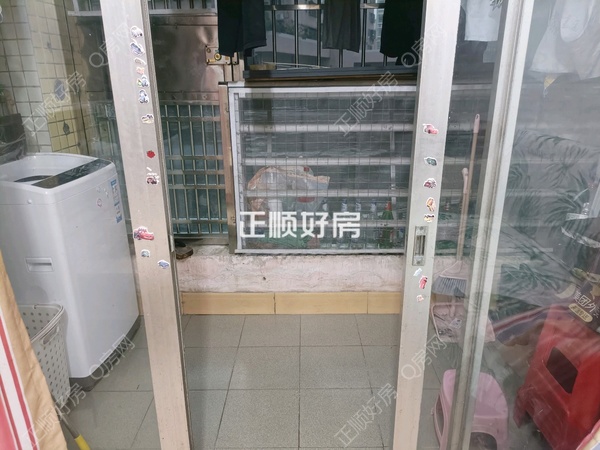 客厅