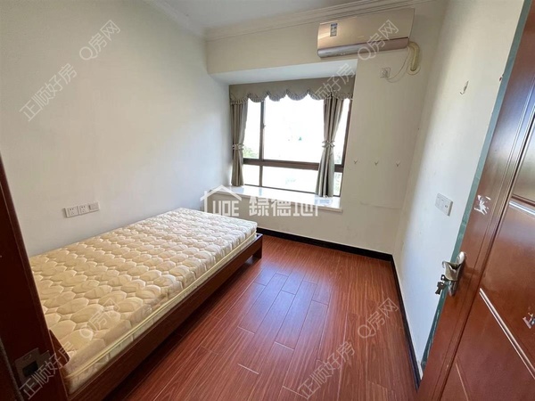 s1749E5749EEA44A78EE8EF889FD68C1F.jpg