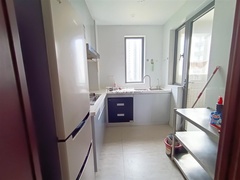 s3391D42E57104035BD2253936D5757D5.jpg