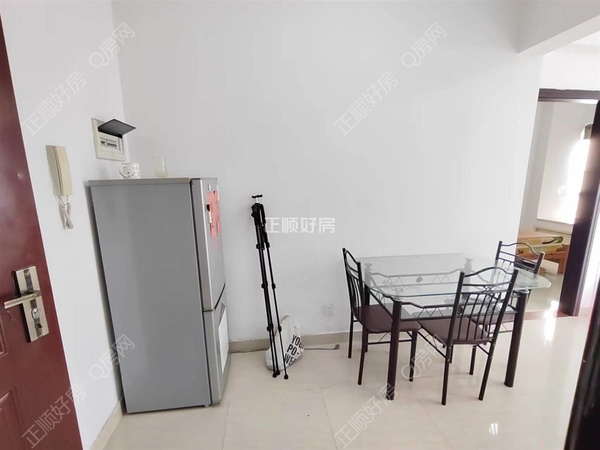 s825E3F6BF2EC4925B0883EB7259AA050.jpg