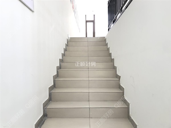 sAE1F858A92394525B7F95D6E31563EAC.jpeg