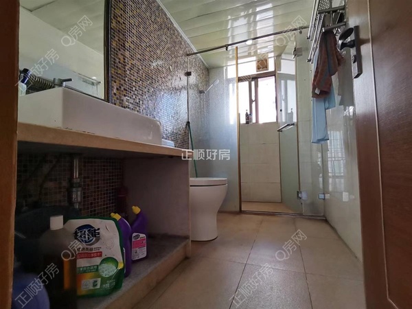sB918CA55CCCE4BAF9A4637E36E1AEA3E.jpg