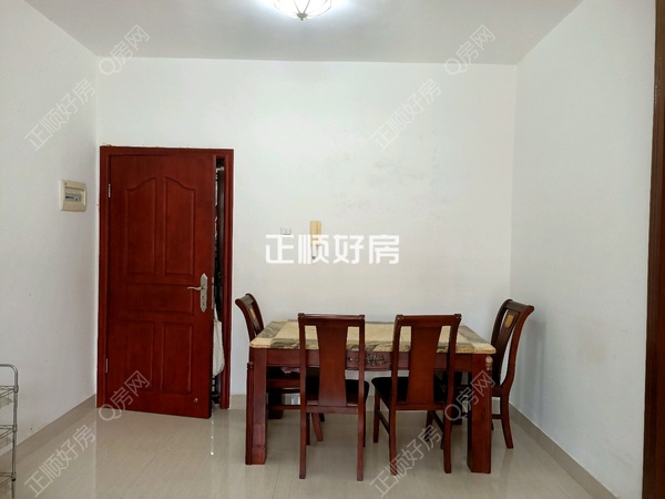 客厅