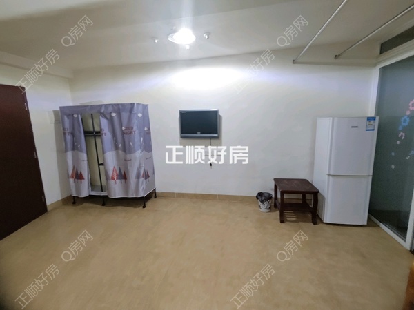 客厅